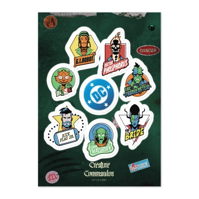 Batman Creature Commandos klistremerkeark 8 stk blankt