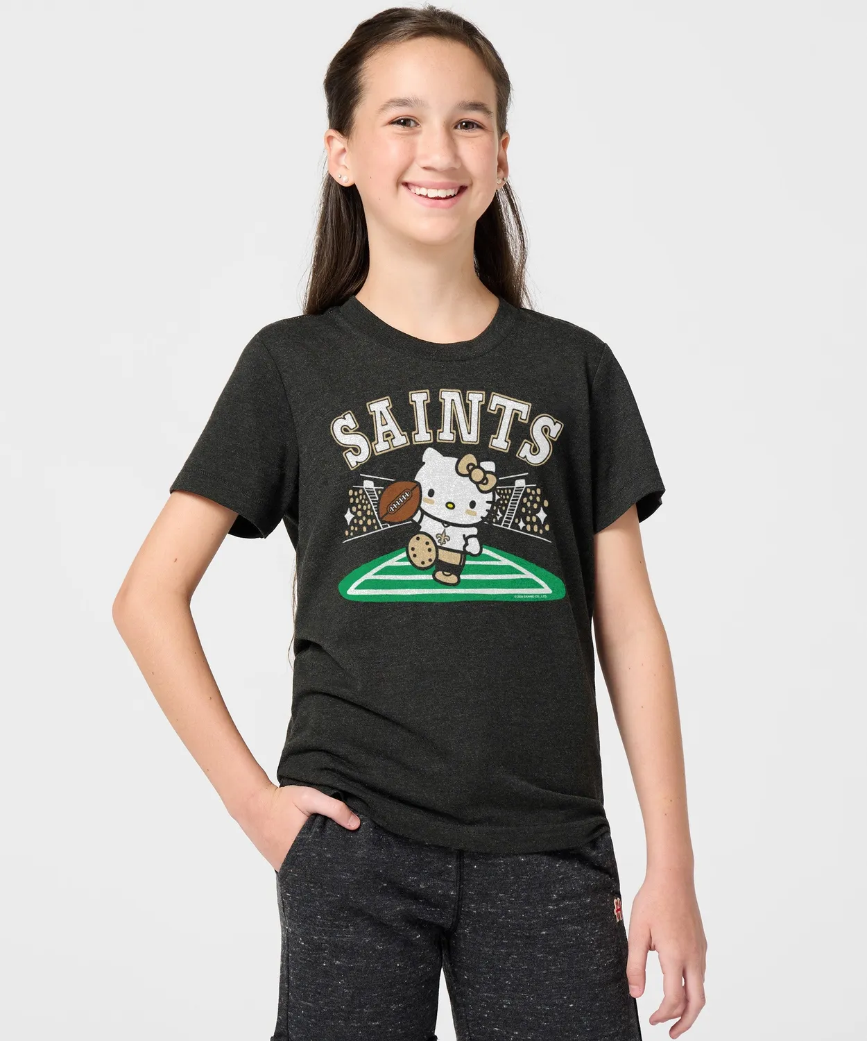 Hello Kitty x New Orleans Saints Touchdown Tee ungdoms-T-skjorte kullgrå
