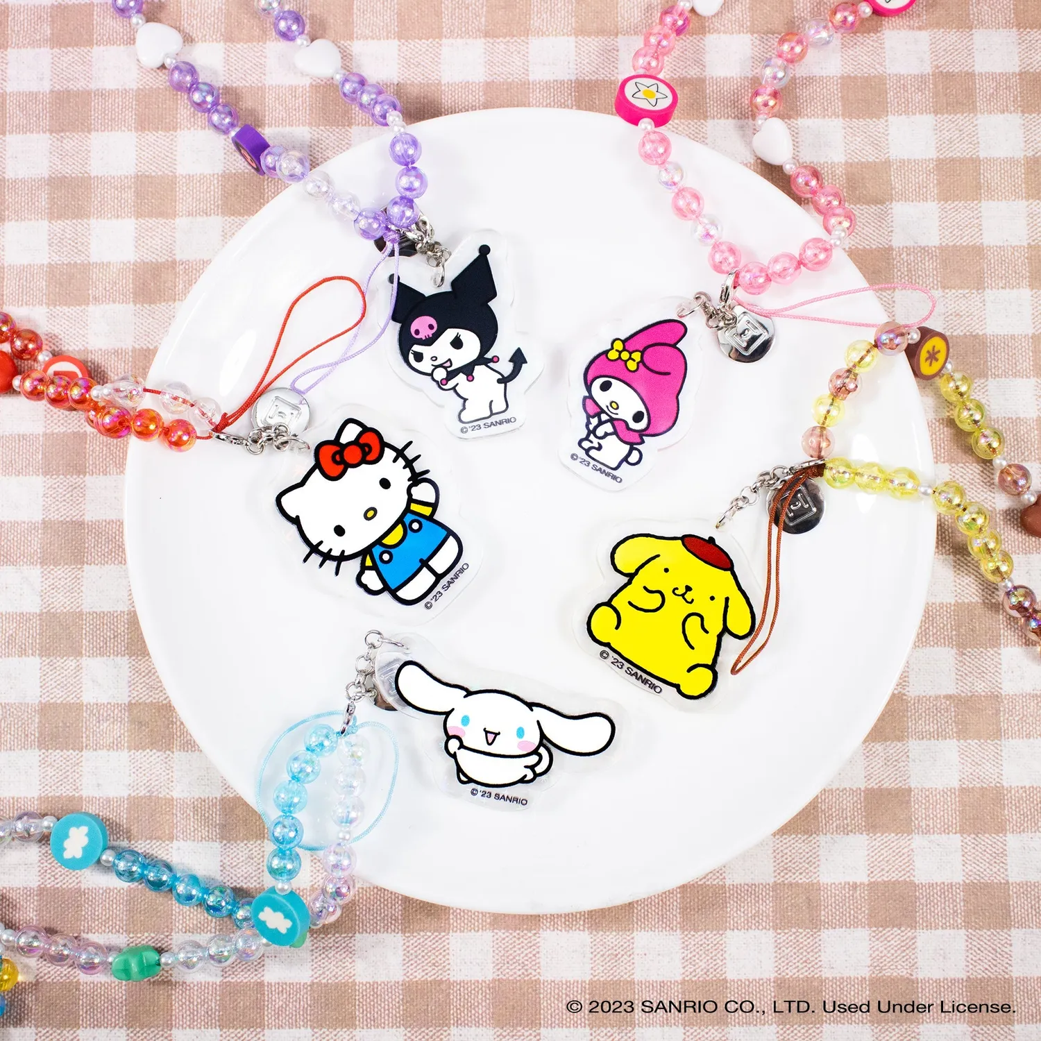 Hello Kitty Beaded Charm mobilstropp med perler
