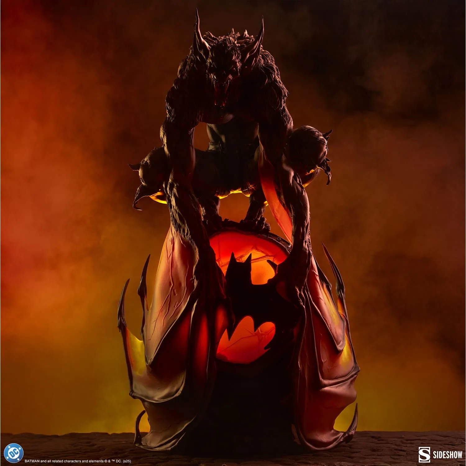 Batman Man-Bat Premium Format-figur med lysende Bat-Signal