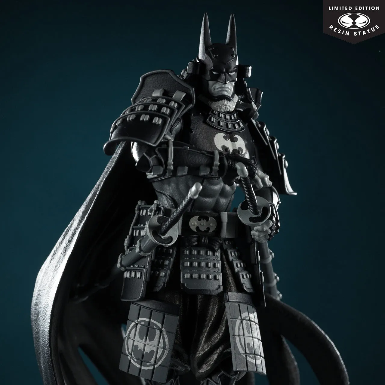 Batman Batman Ninja statue 1:10 Black and White 19,7 cm