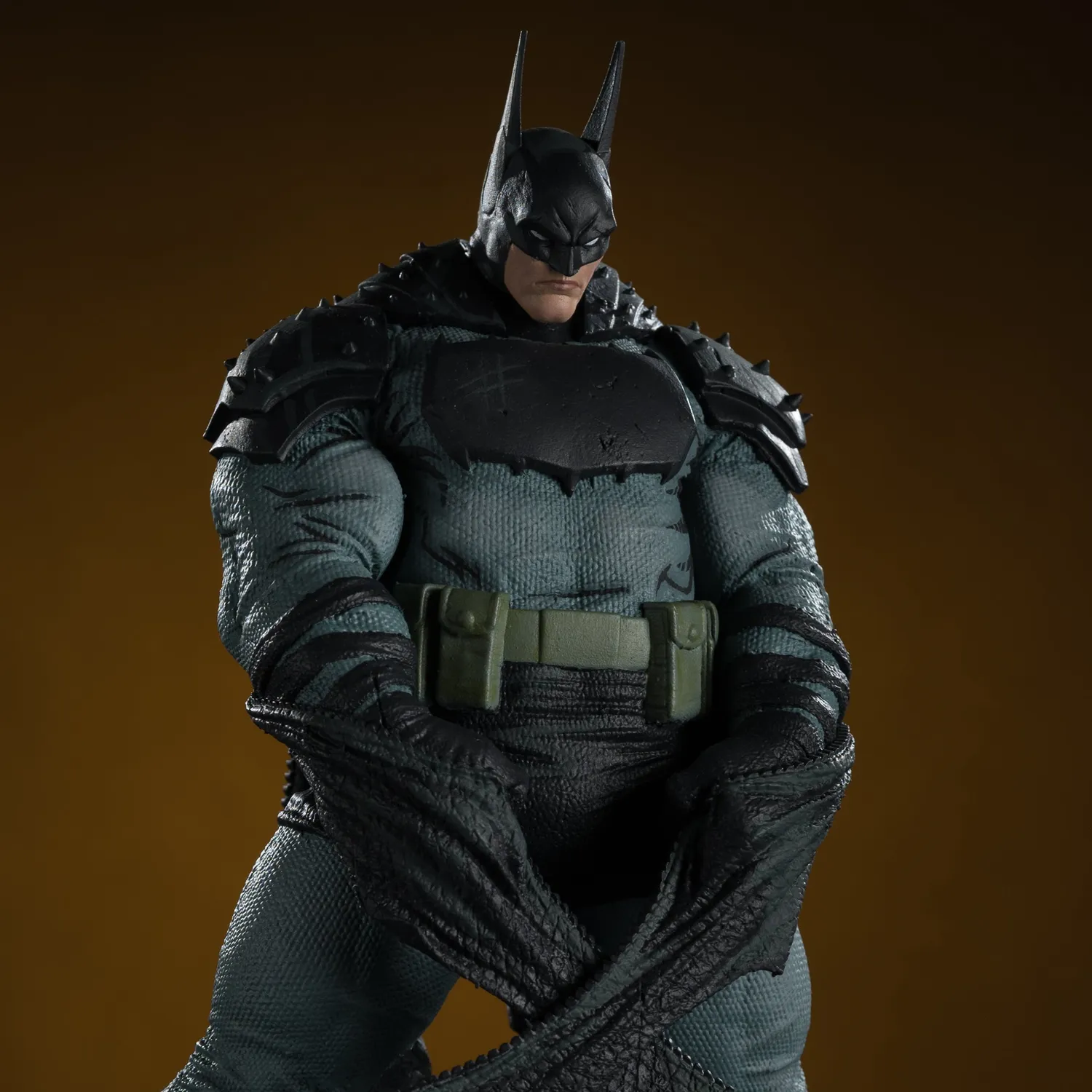 Absolute Batman Nick Dragotta DC Direct Resin Statue 20 cm