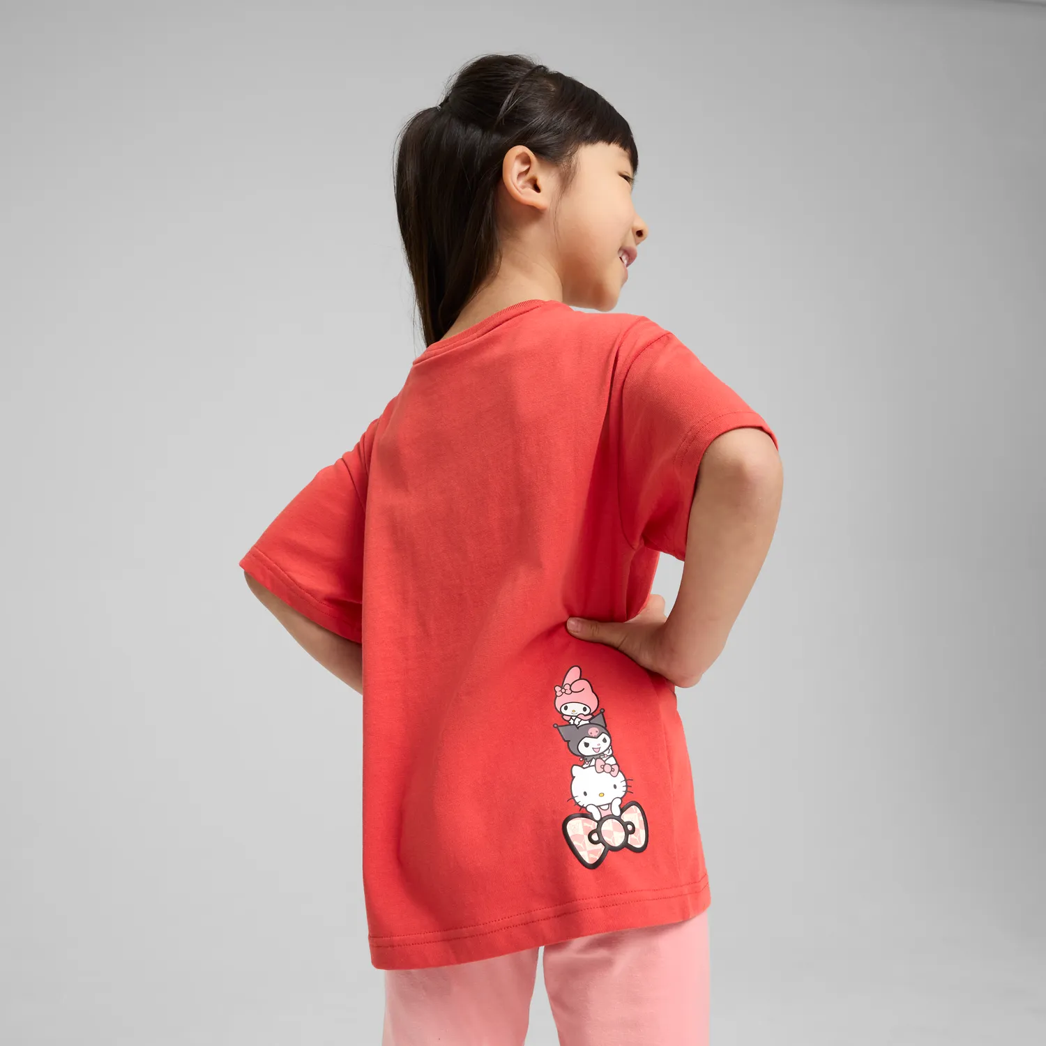 Hello Kitty and Friends x PUMA Kids Relaxed Graphic Tee rød T-skjorte 3T–7