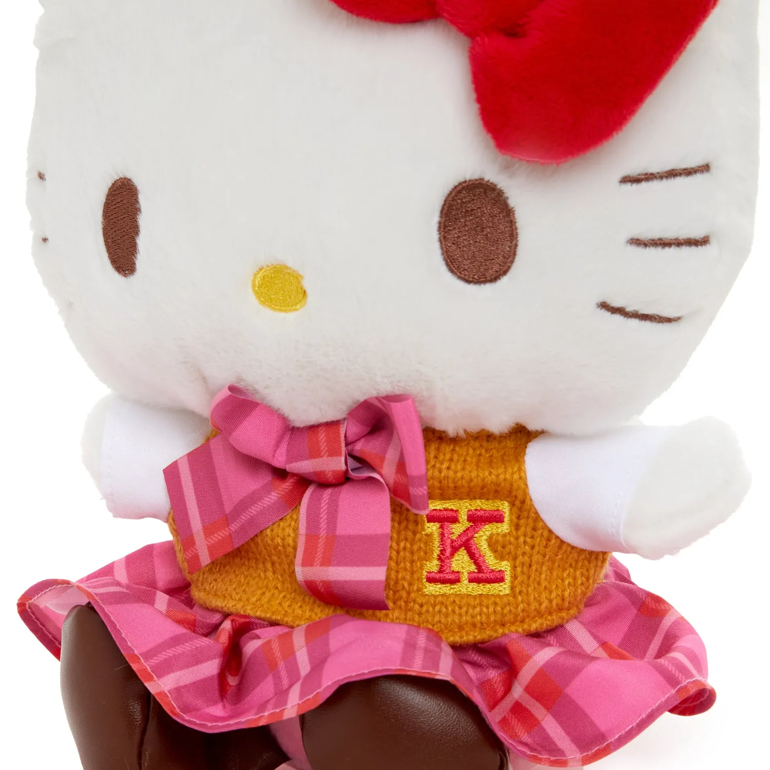 Hello Kitty Uniform Series plysjbamse 8 tommer skoleuniform