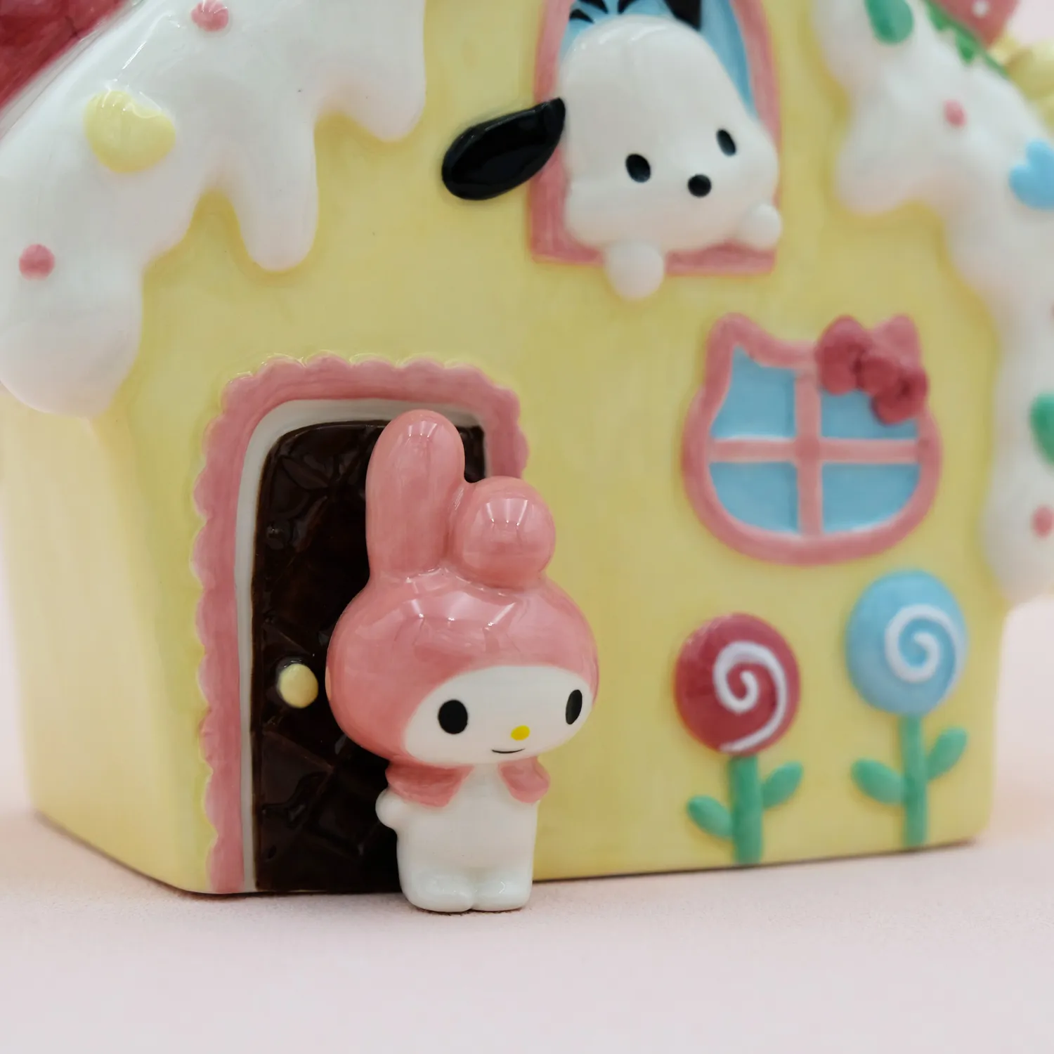 Hello Kitty and Friends Strawberry House tekanne keramikk håndmalt