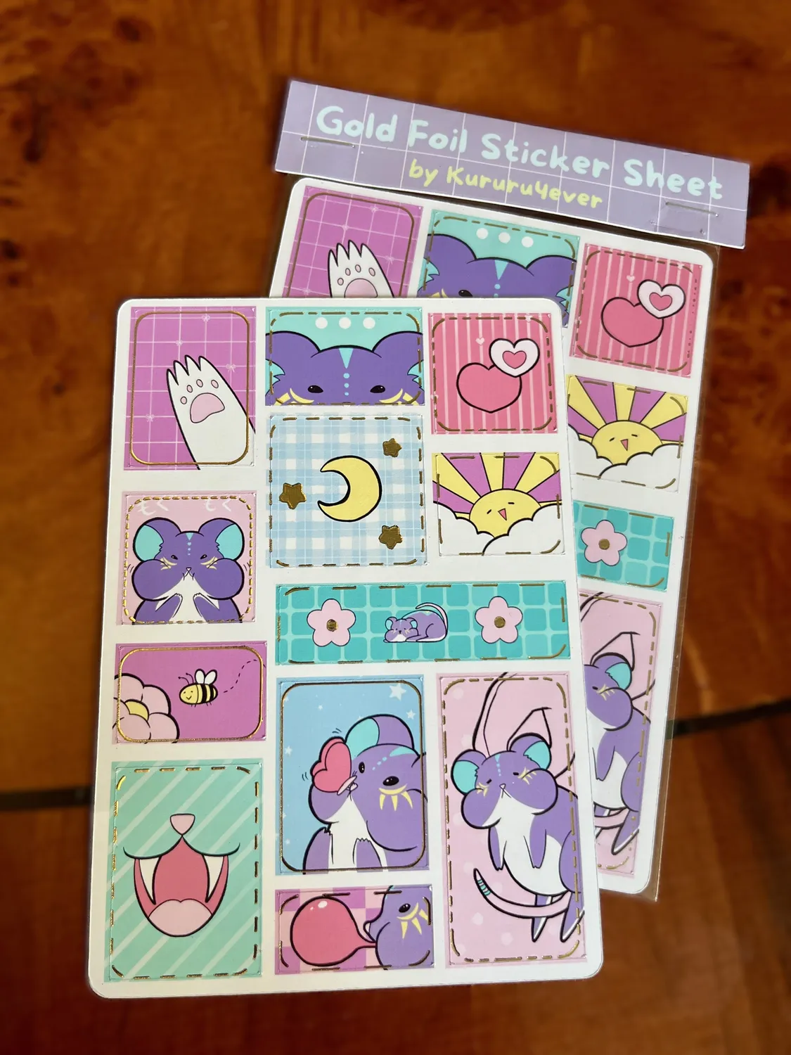 Kururu4ever Mobo Gold Foil Sticker Sheet klistremerkeark gullfolie