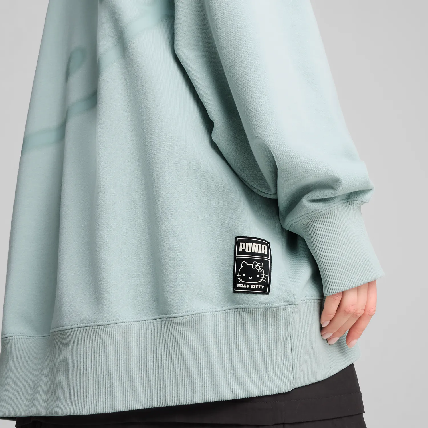Hello Kitty x PUMA Graphic oversized hettegenser Modern Mint