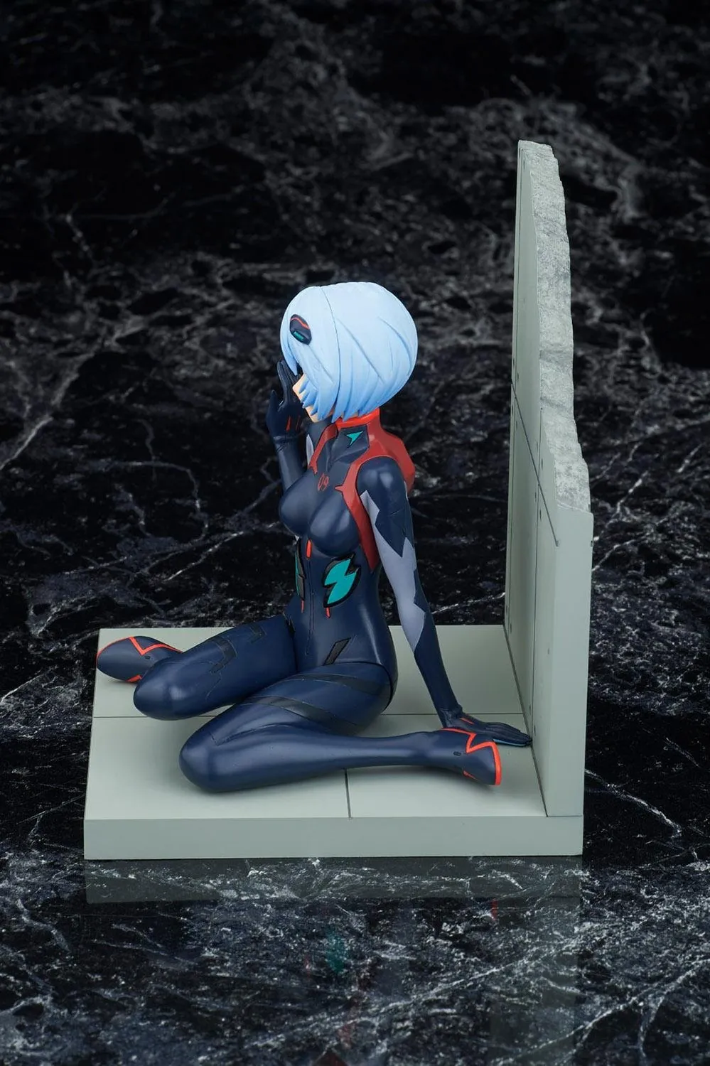 Manga Mania Evangelion Ayanami Rei Plugsuit figur 10,5 cm