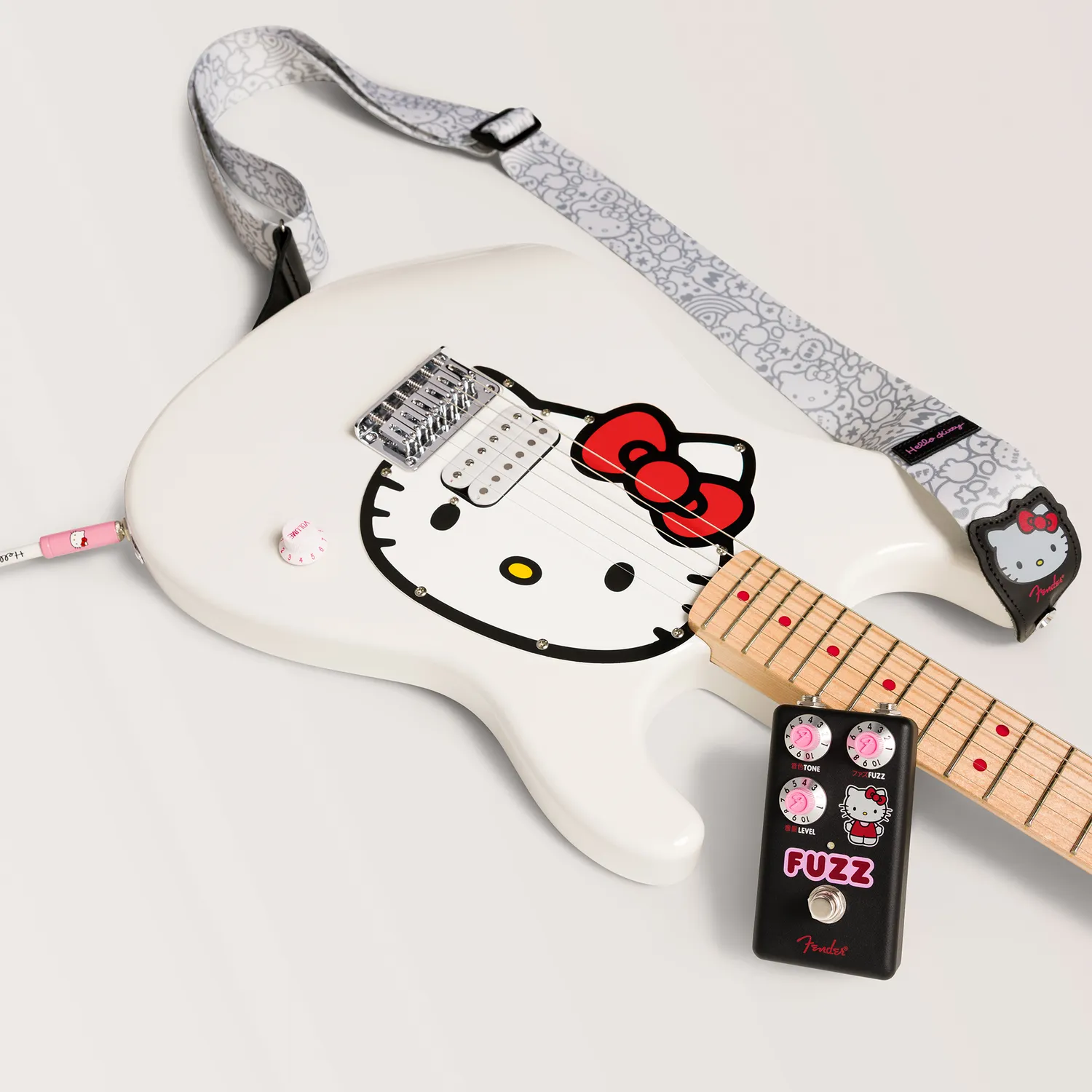 Hello Kitty x Fender Stratocaster elektrisk gitar hvit
