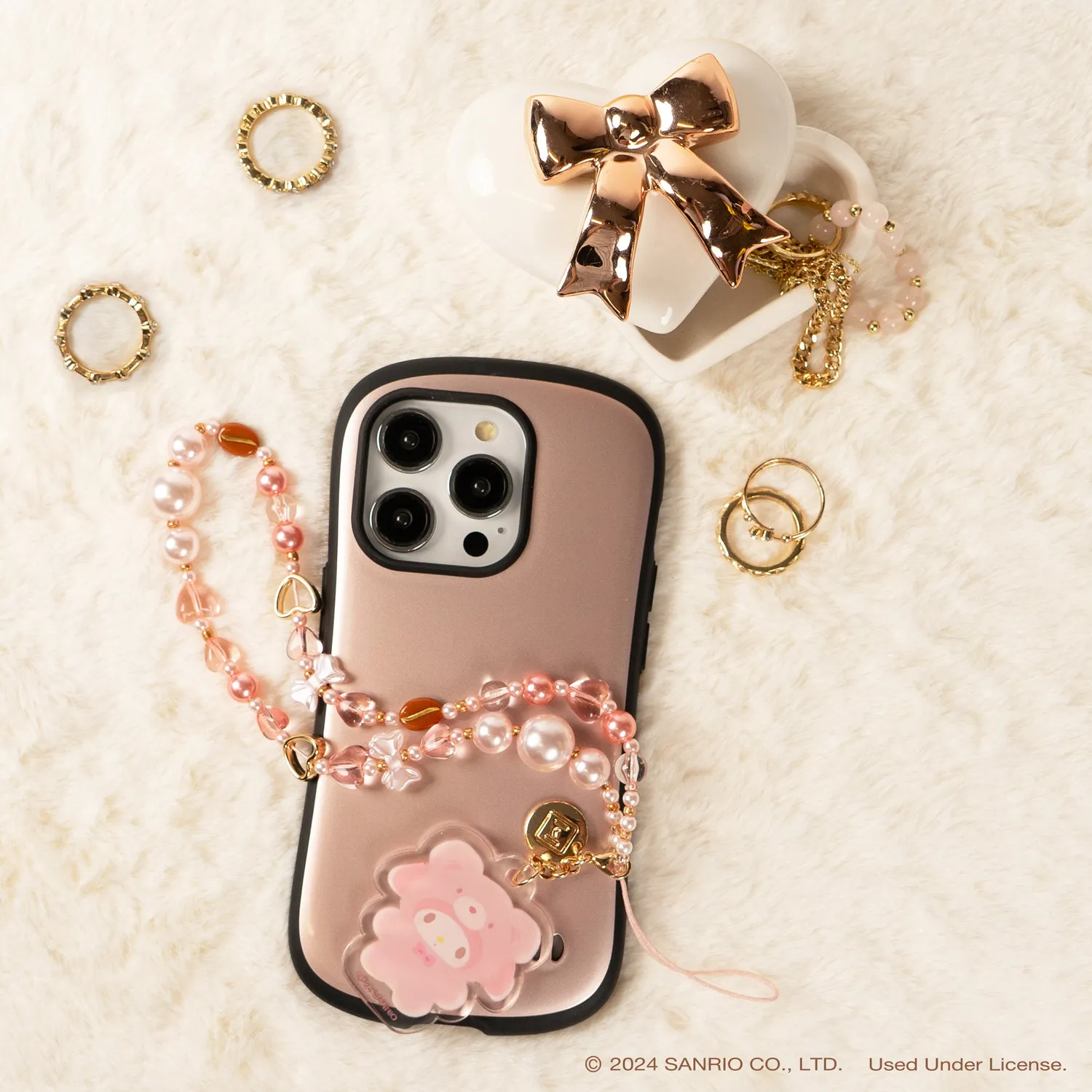Hello Kitty and Friends My Melody Latte Bear mobilstropp med perler