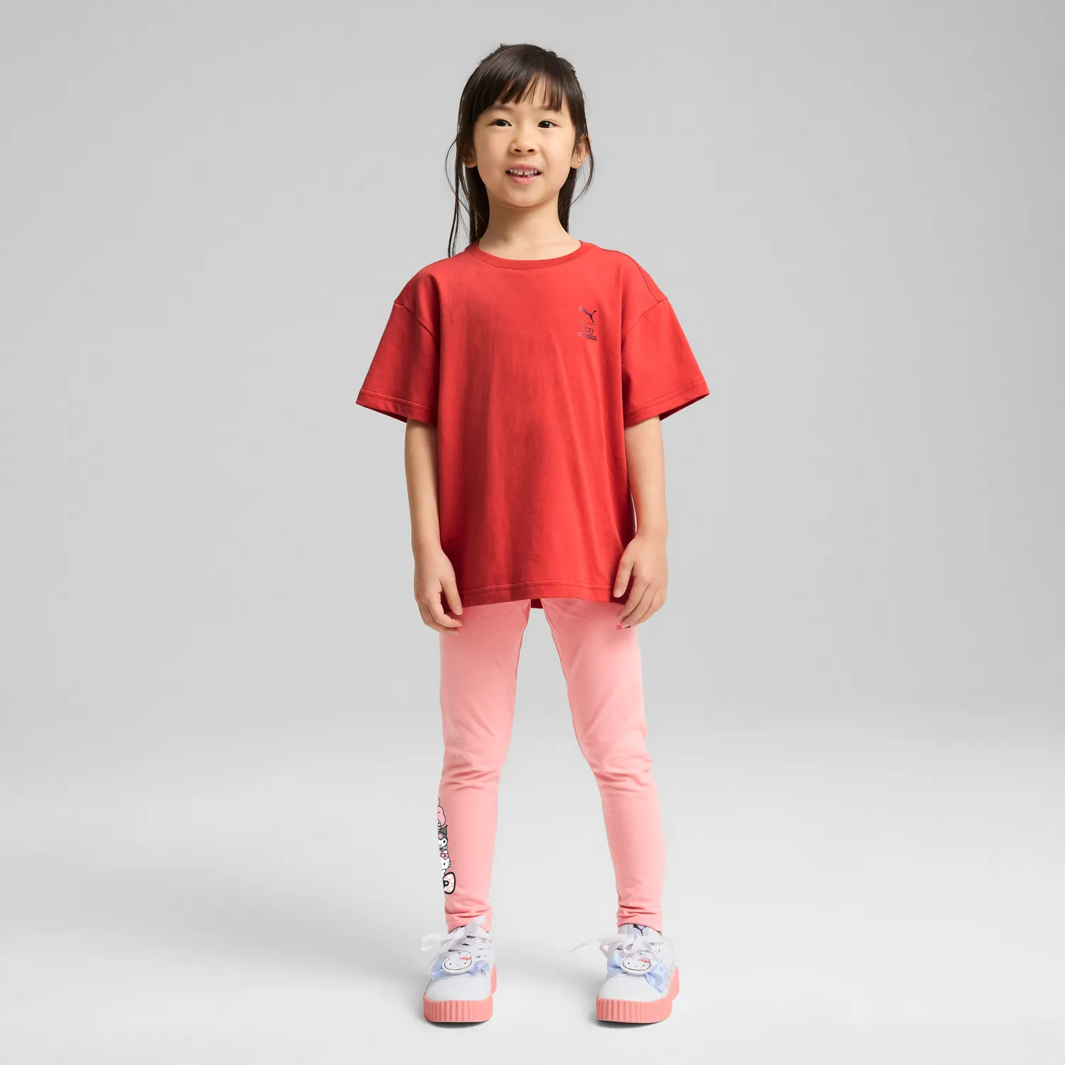 Hello Kitty and Friends x PUMA Kids Relaxed Graphic Tee rød T-skjorte 3T–7