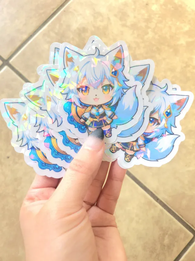 Anitaku Kawaii Chibi Kitsune Spirit klistremerke 3 tommer holografisk