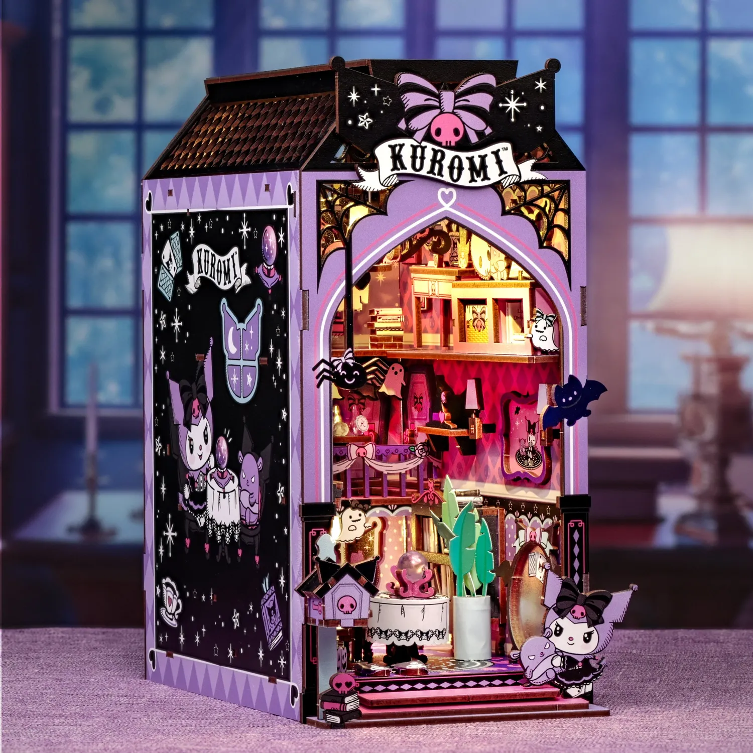 Kuromi Spooky House DIY Book Nook byggesett med LED