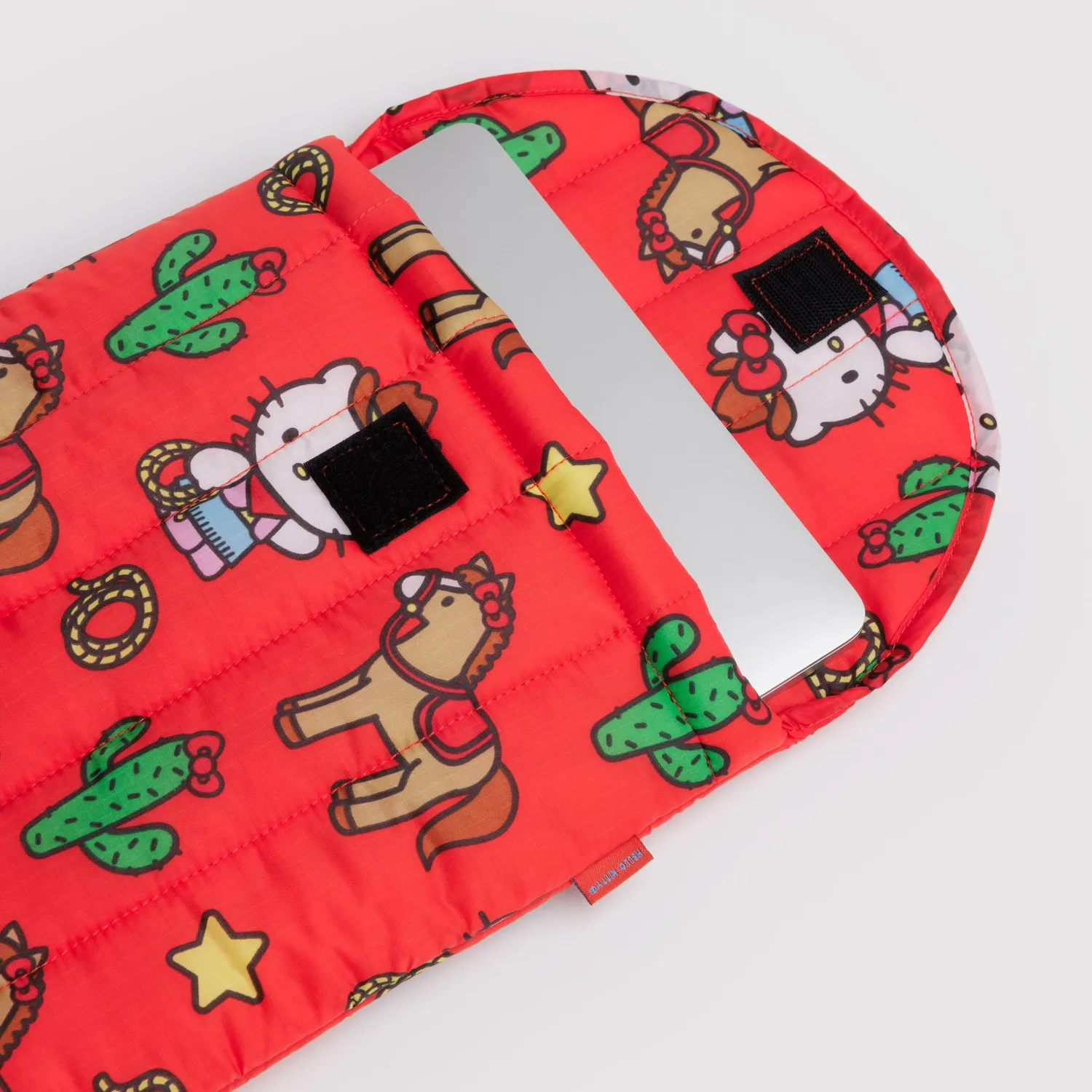 Hello Kitty Baggu 16" Puffy Laptop Sleeve laptopetui Western