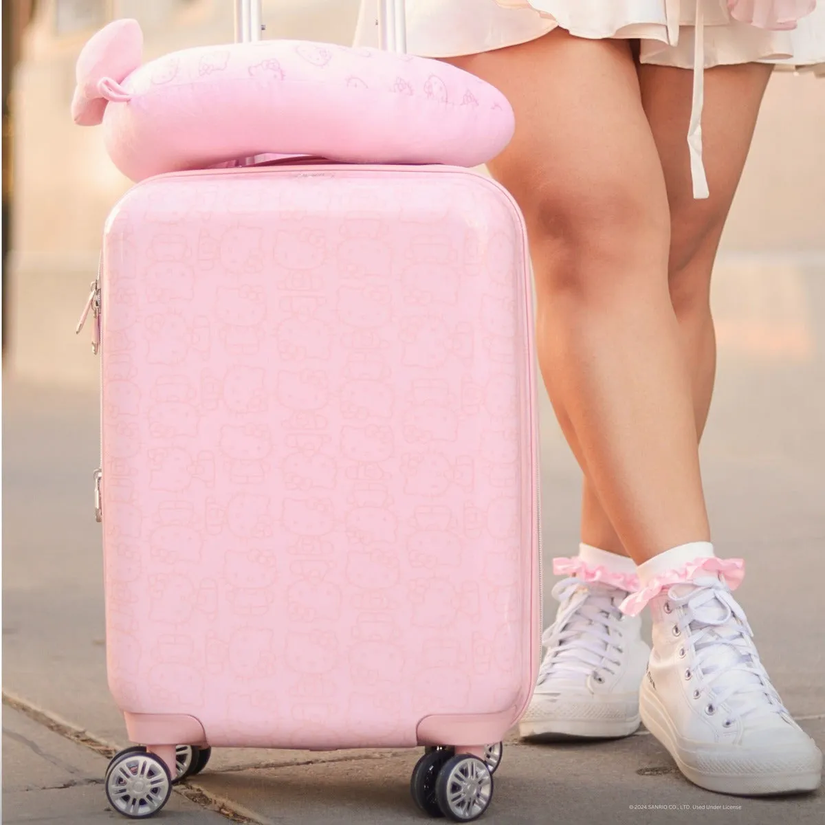 Hello Kitty FUL 22" Pose koffert rosa utvidbar