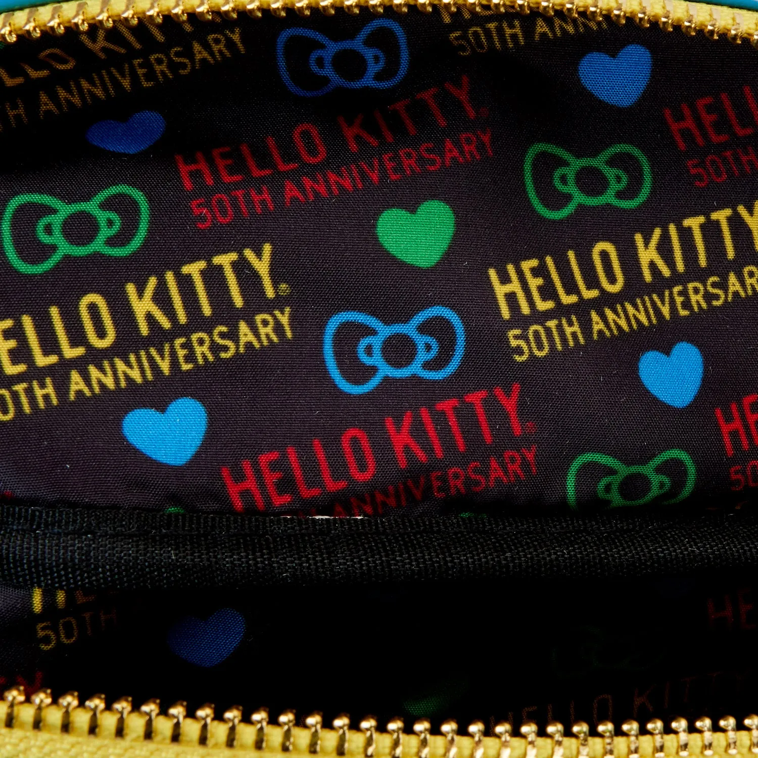 Hello Kitty x Loungefly 50th Anniversary Classic Belt Bag belteveske