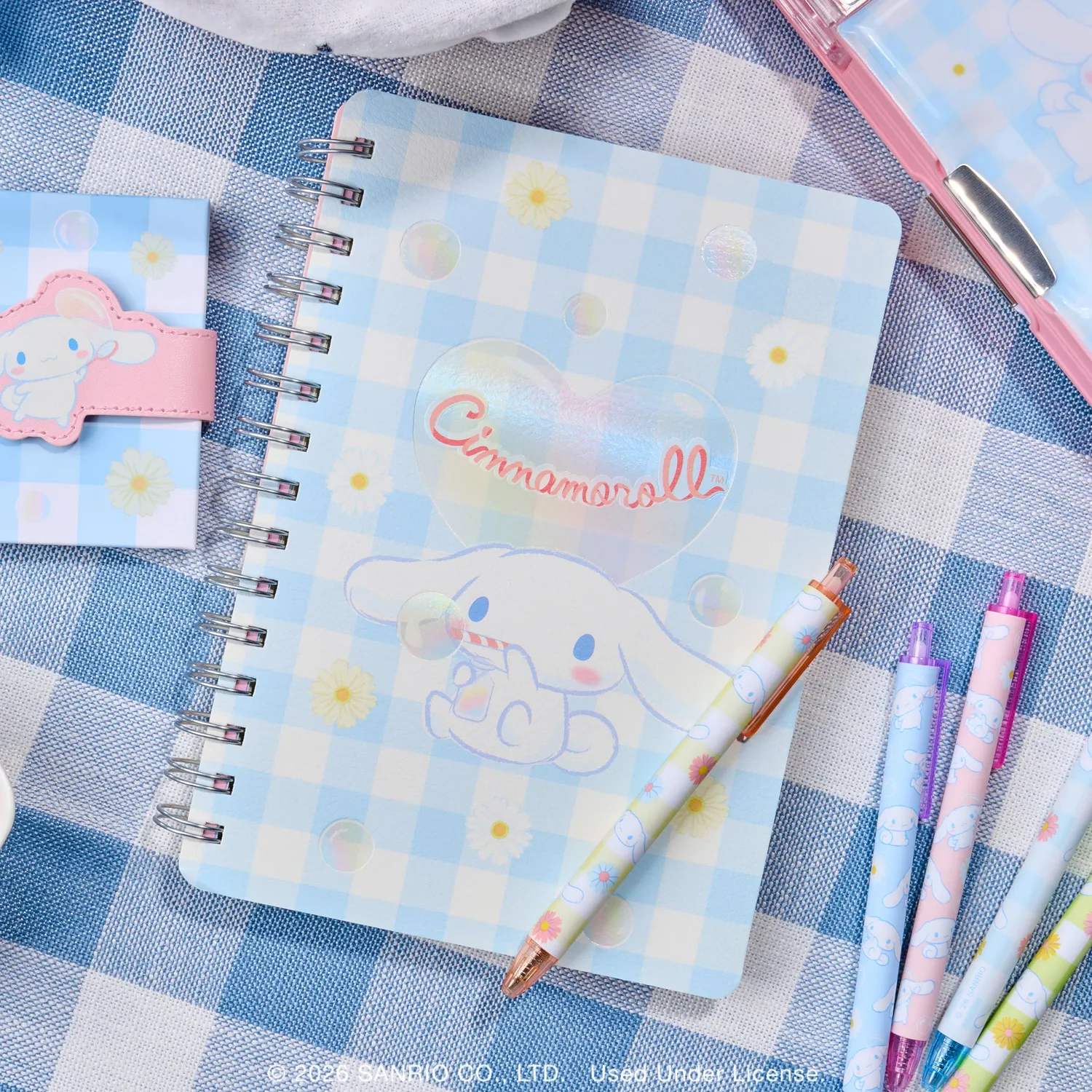 Studio Oh! Cinnamoroll Sweet Daisies Agatha notatbok med klistremerker