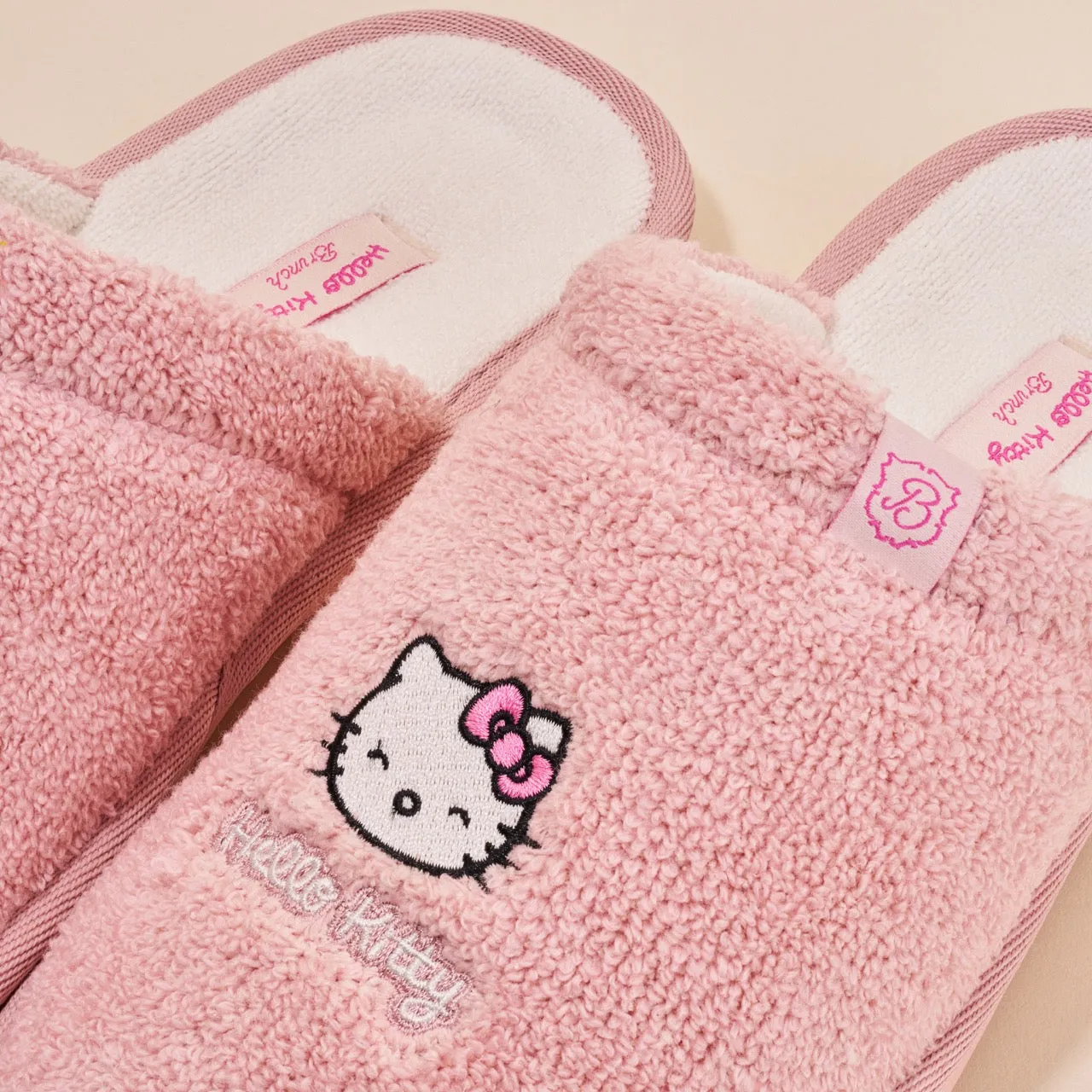 Hello Kitty x Brunch Essential tøfler Pink Berry