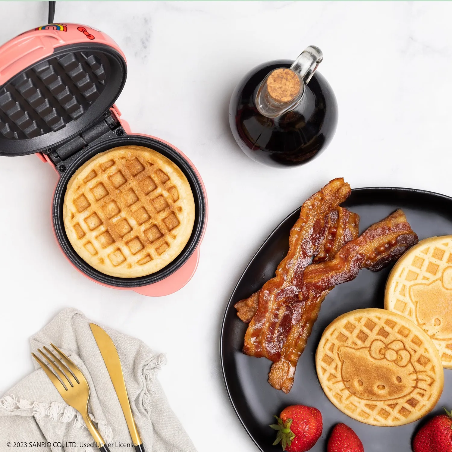 Hello Kitty Mini Waffle Maker vaffeljern 120 V